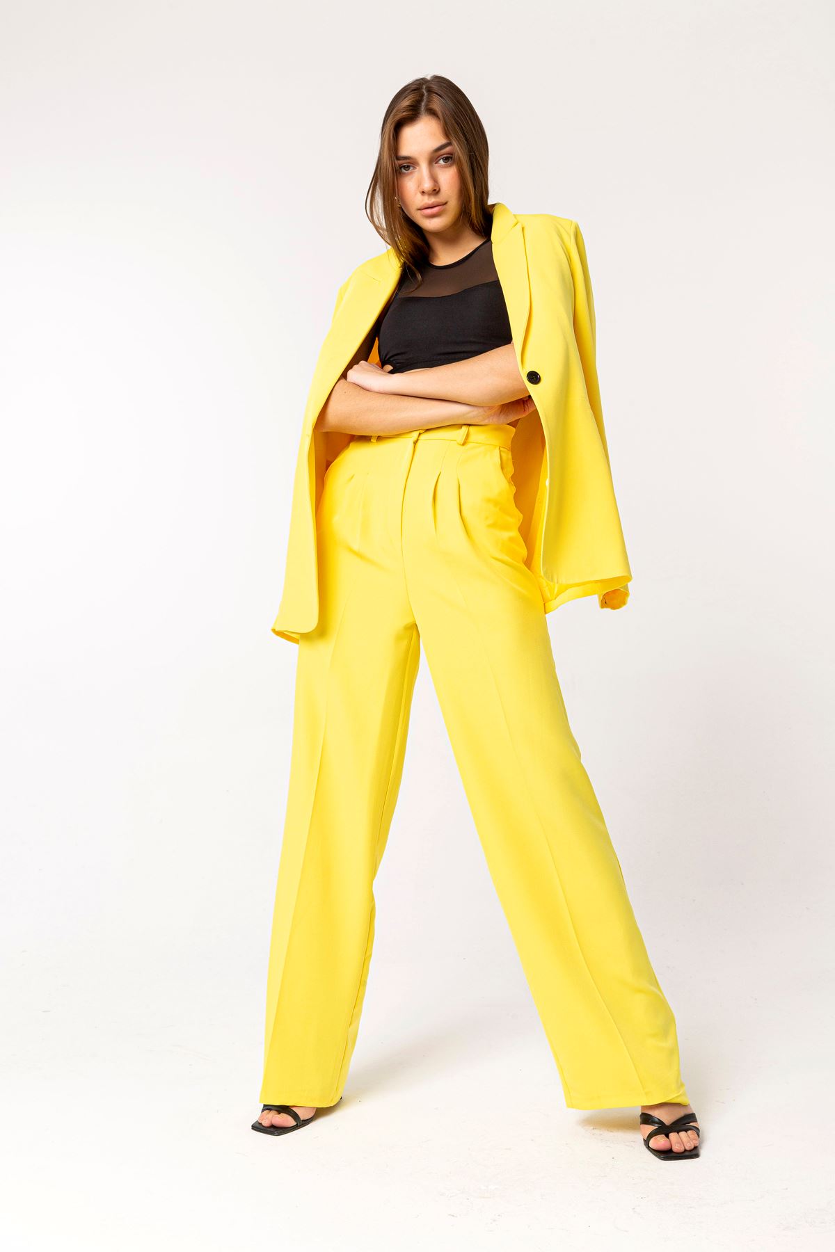 Atlas Fabric Revere Collar Below Hip Classical Single Button Women Jacket - Yellow