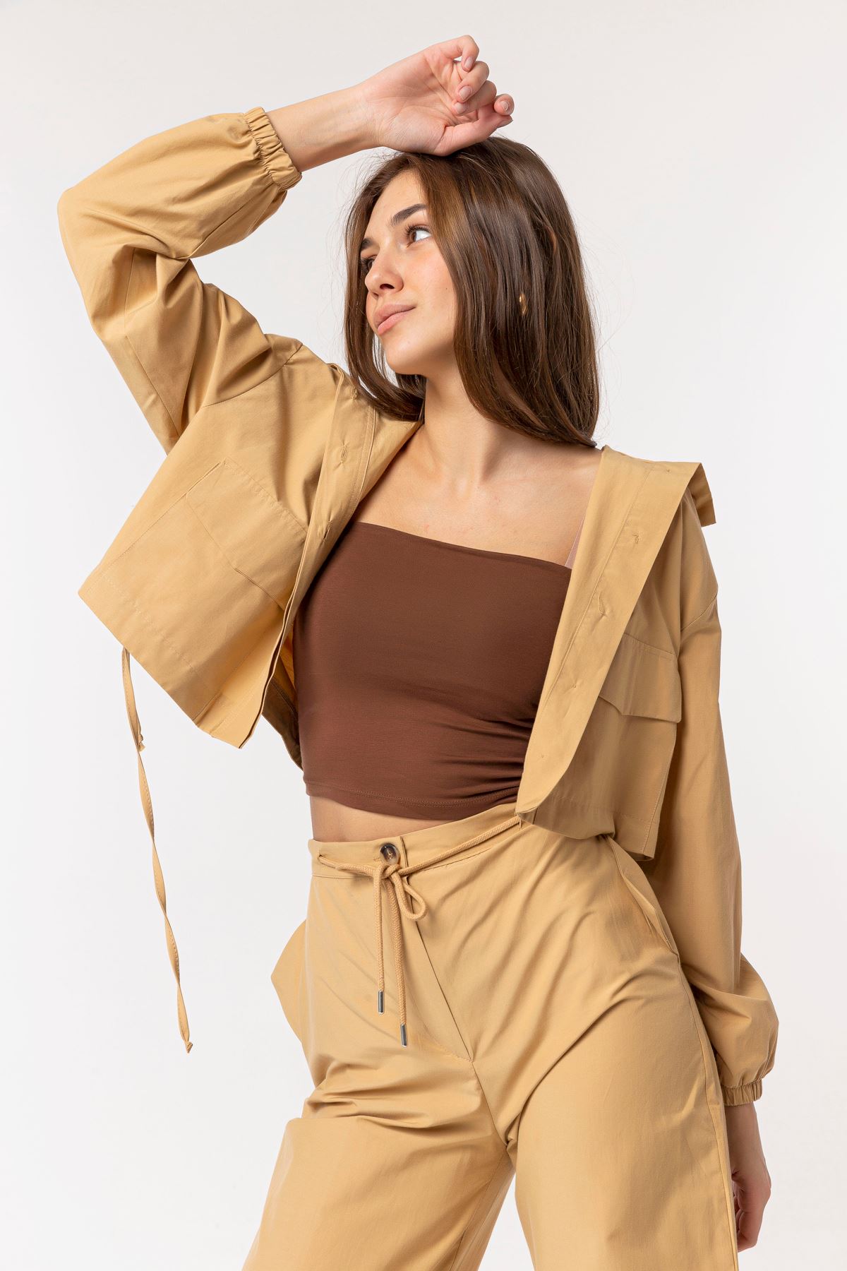 Soft Kumaş Uzun Kol Kapüşonlu Oversize/Salaş Kadın Ceket-Bej
