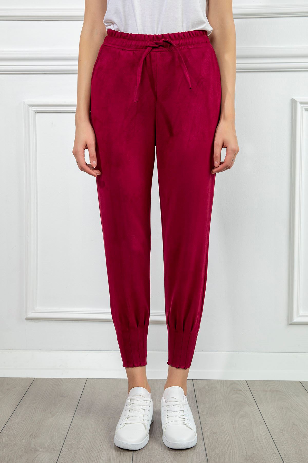 Suede Fabric Tight Fit Slited Women'S Trouser - Burgundy