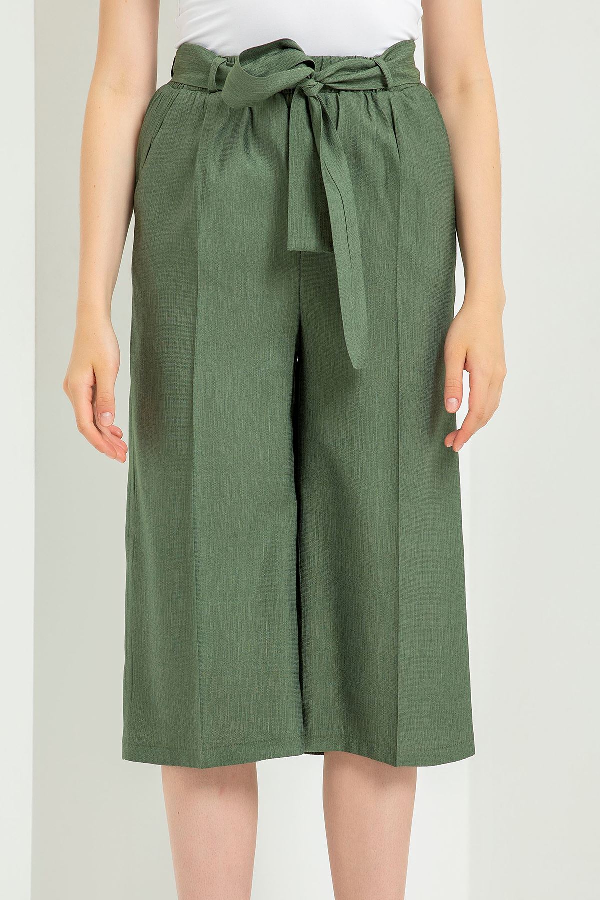 Linen Fabric 3/4 Short Comfy Fit Belted Women'S Trouser - Khaki 