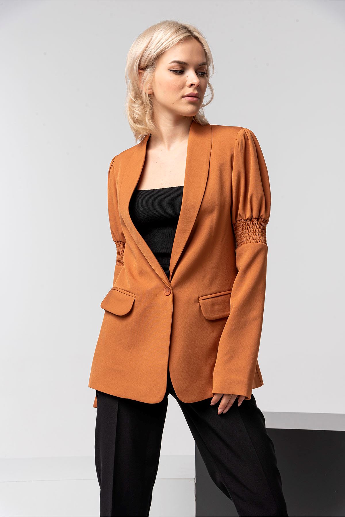 Licra Fabric Long Sleeve Revere Collar Hip Height Classical Women Jacket - Cinnamon 