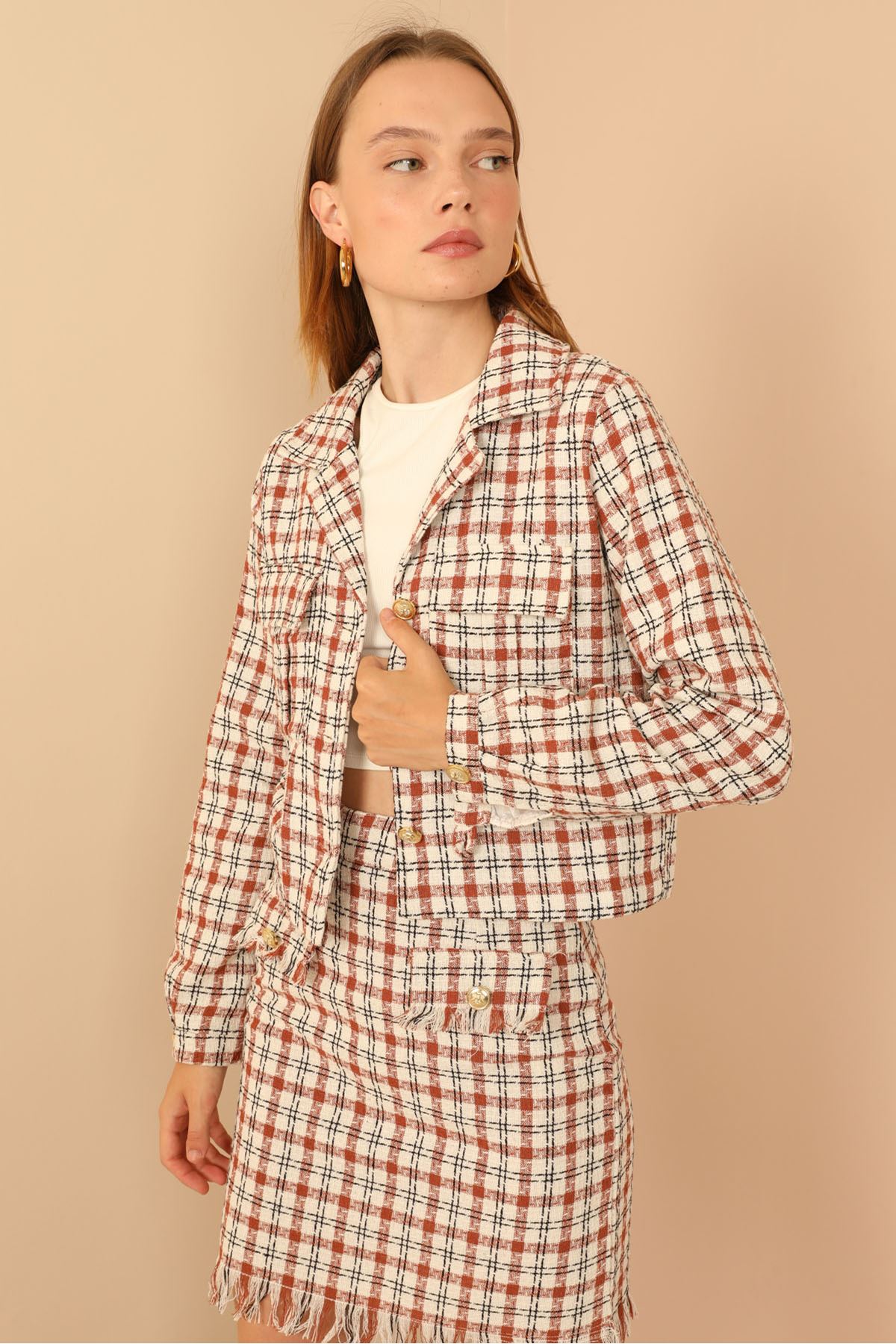 Channel Woven Fabrics Long Sleeve Plaid Button Women Jacket - Light Brown