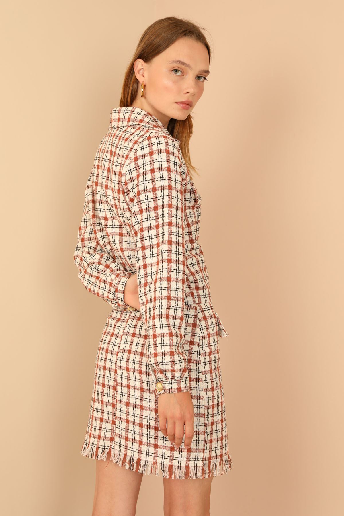 Channel Woven Fabrics Long Sleeve Plaid Button Women Jacket - Light Brown