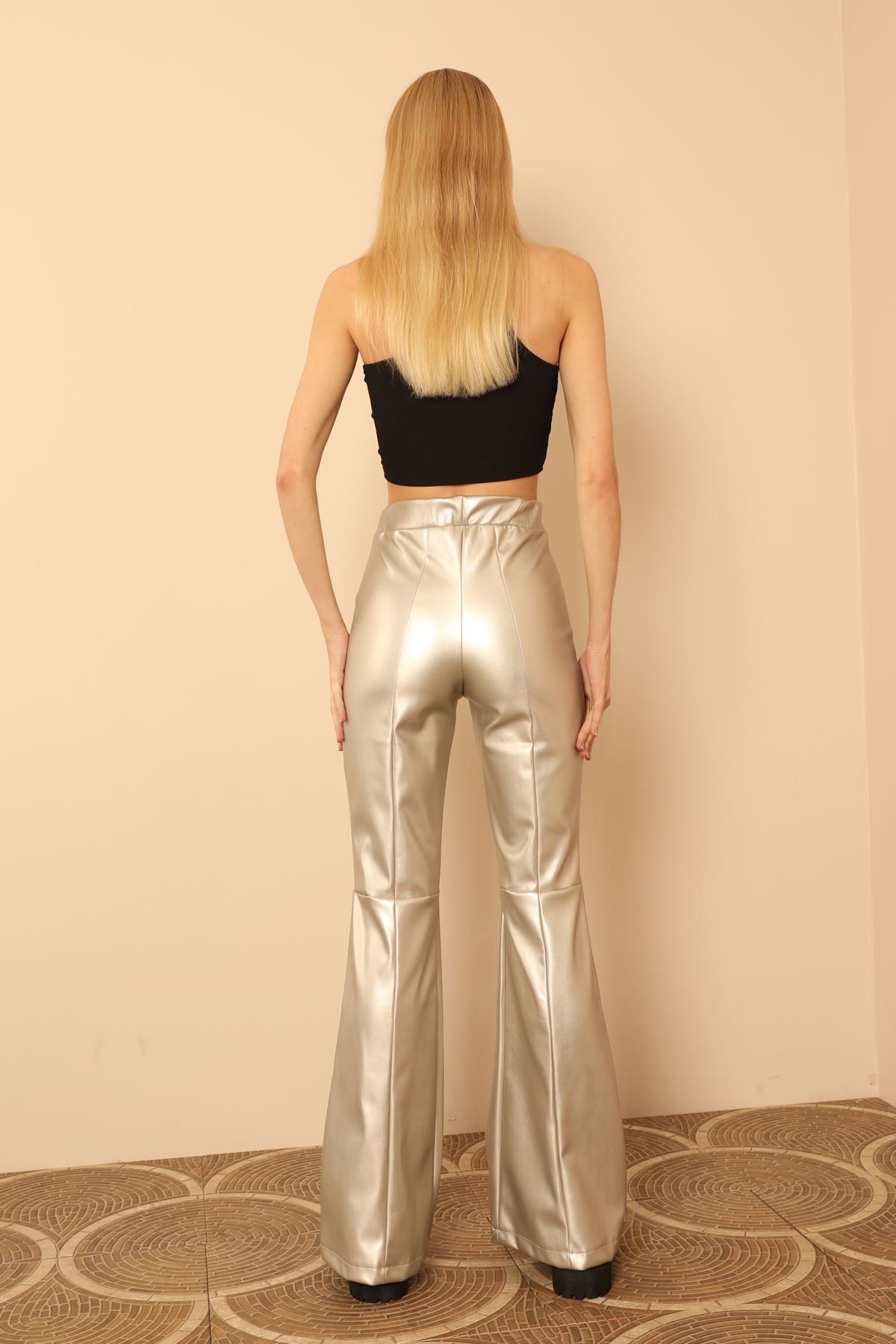 Deri Kumaş Uzun Boy Skinny Fit İspanyol Kadın Pantolon-Gümüş