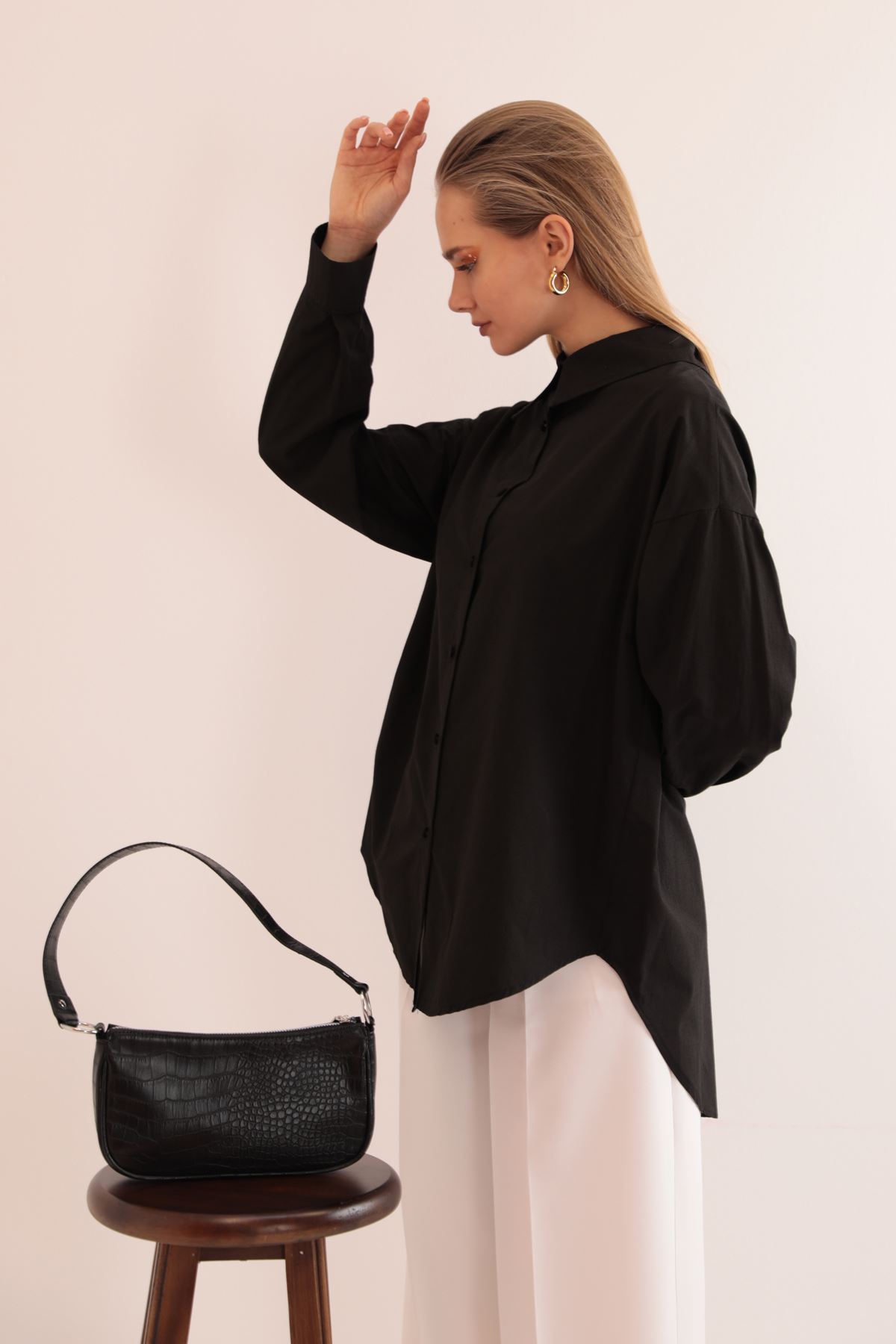 Soft Sleeve And Back Roba Button Detail Women's Shirt-Black