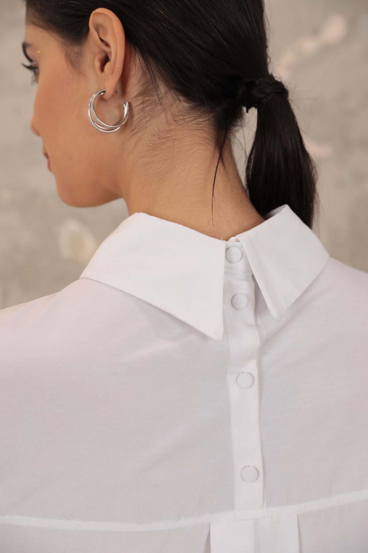 Soft Sleeve And Back Roba Button Detail Women's Shirt-White