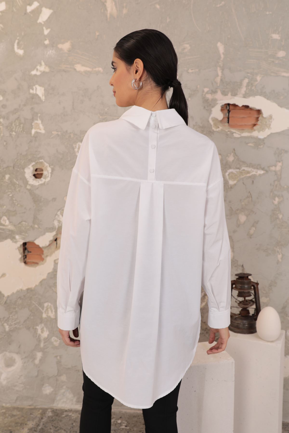 Soft Sleeve And Back Roba Button Detail Women's Shirt-White