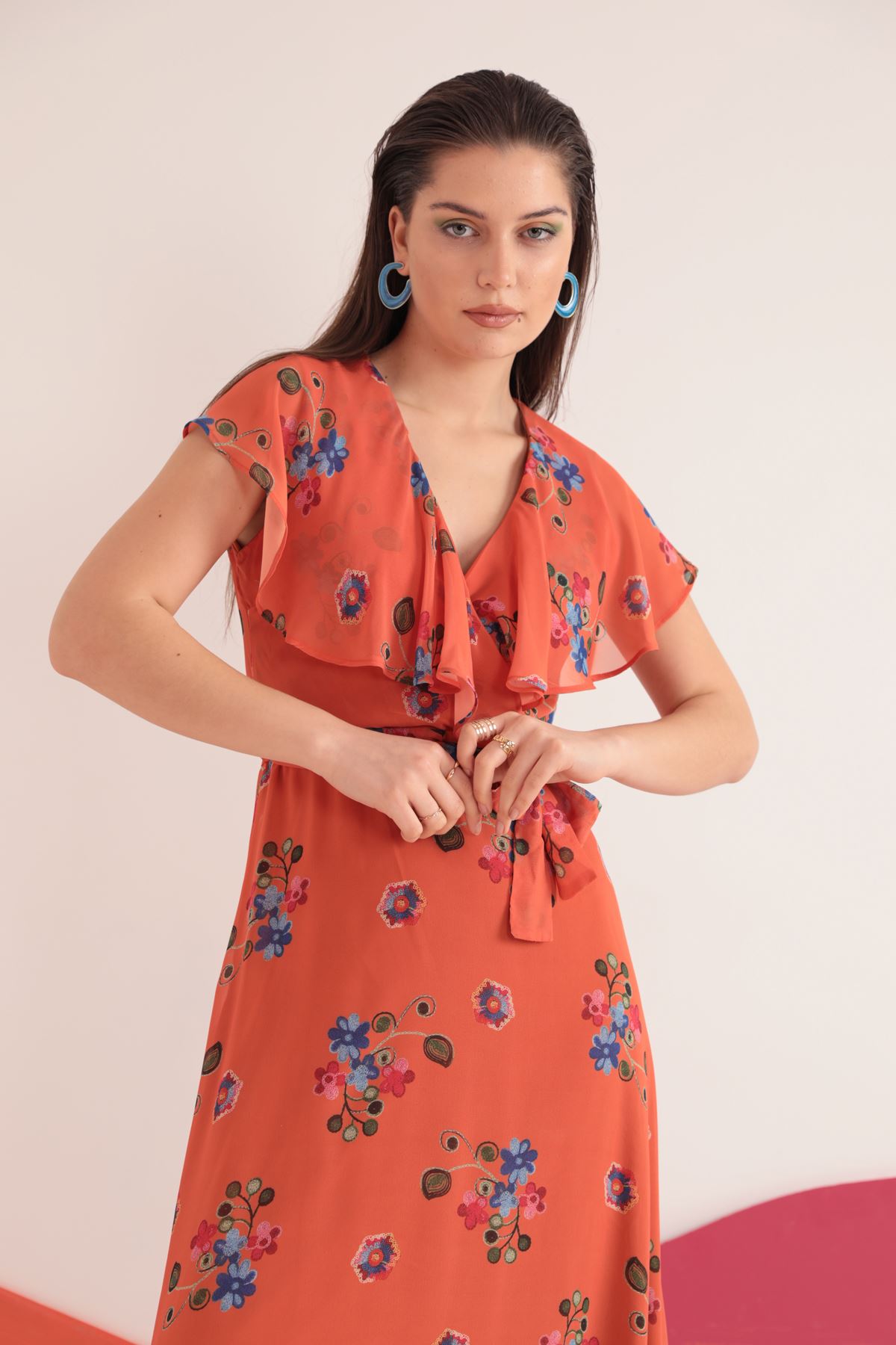 Şifon Kumaş Nakış Desenli Allerli Kadın Elbise-Oranj