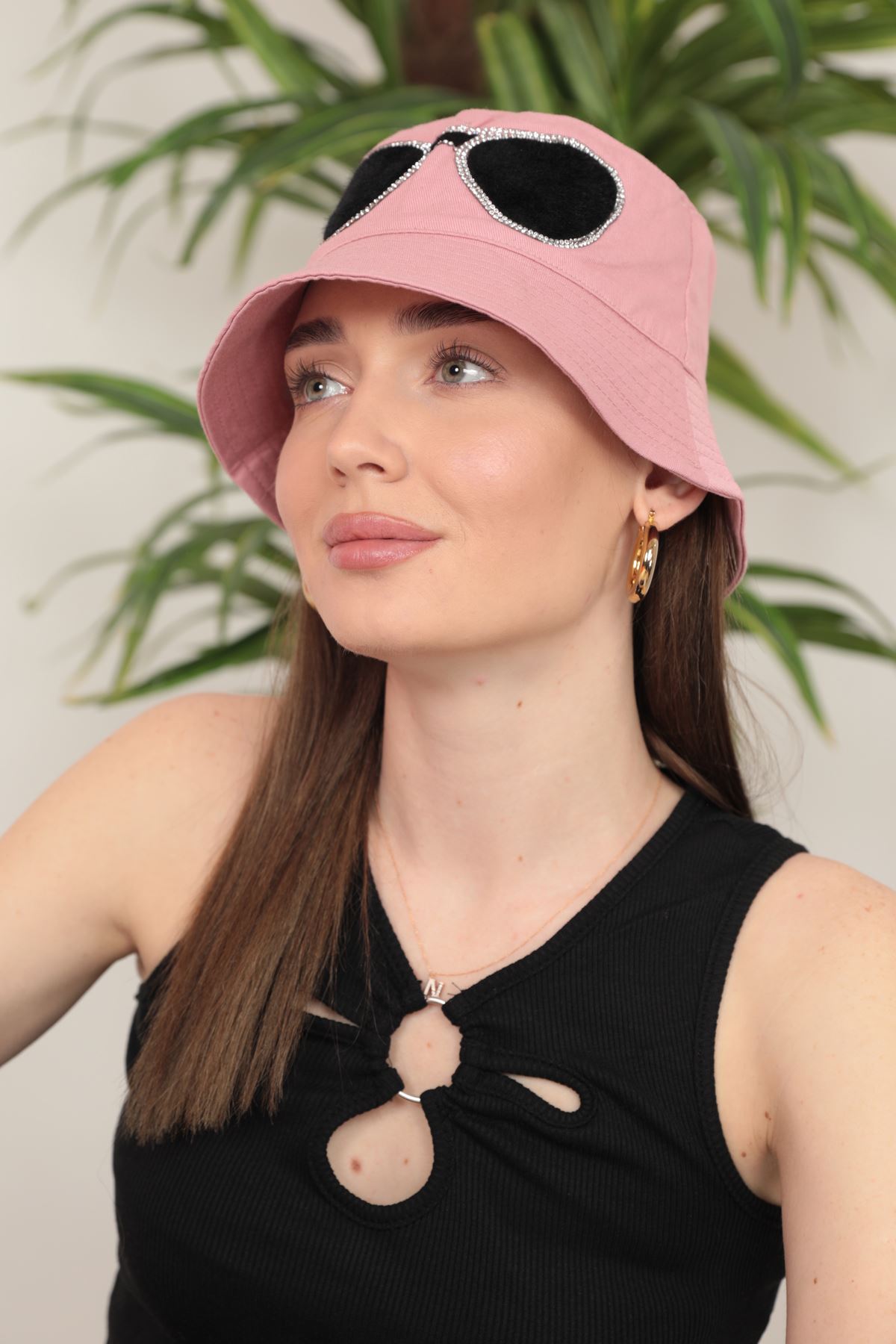 Glasses Stone Detailed Bucket Hat-Pink