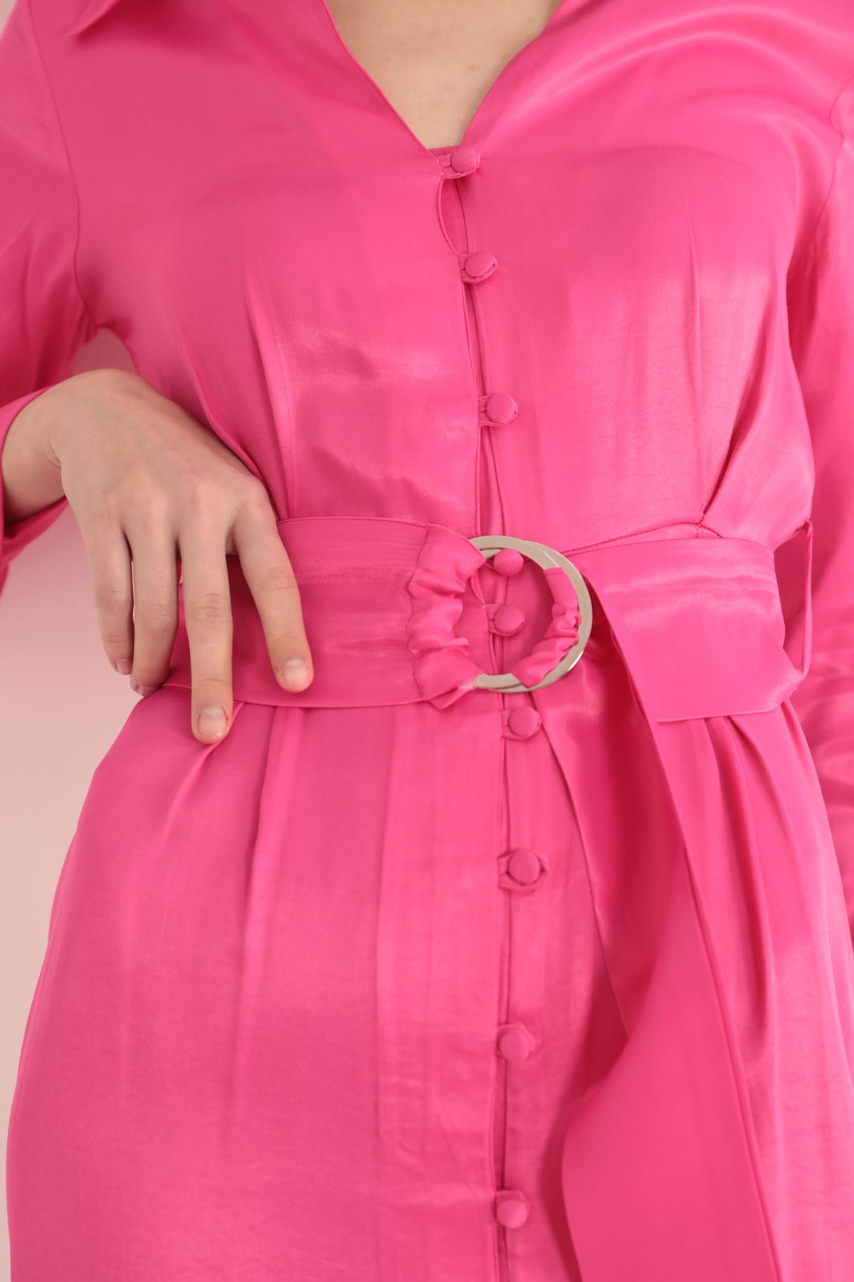 Saten Kumaş Düğme Detay Geniş Manşet Midi Kadın Elbise-Fuşya