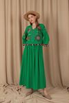 Женское платье из вискозной ткани с вышивкой и кисточками-зеленое