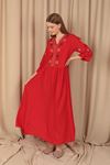 Платье длинное женское с вышивкой из вискозной ткани-красное