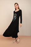 Платье женское с вышивкой из вискозной ткани-черное