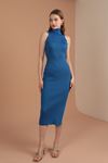 فستان نسائية  تريكو الياقة المدورة ميدي-ازرق شامي 