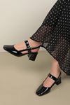 Женские туфли из лакированной кожи на каблуке-Чёрный